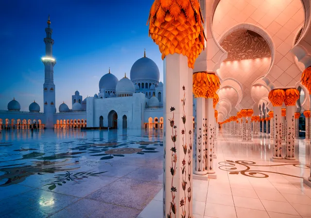 Polka o pracy w Zjednoczonych Emiratach Arabskich: Każdy paszport ma swoją cenę