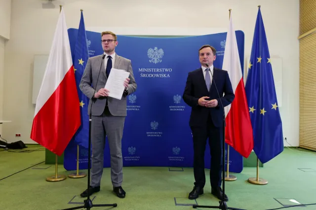 Ministrowie Solidarnej Polski biorą się za NGO. Ziobro: Ta ustawa nie eliminuje żadnej organizacji