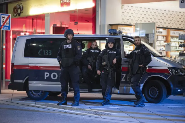 Trener Dominica Thiema był w pobliskiej restauracji podczas ataku terrorystycznego w Wiedniu