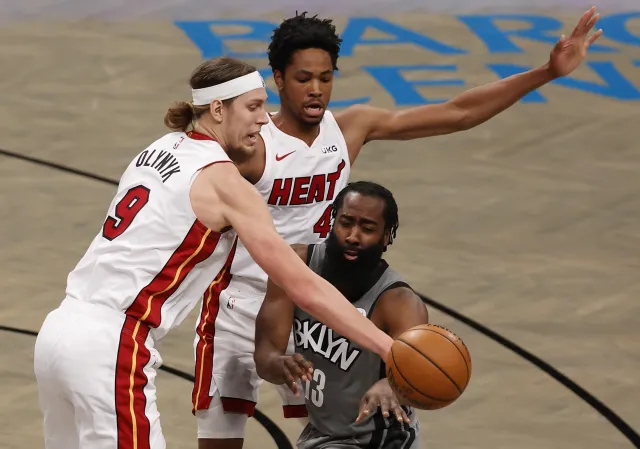Kibice wejdą na mecze w Miami Heat, o ile przejdą "psią" kontrolę