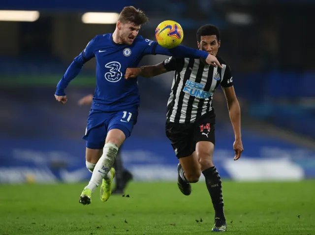Ósme czyste konto Fabiańskiego, wygrane West ham i Chelsea