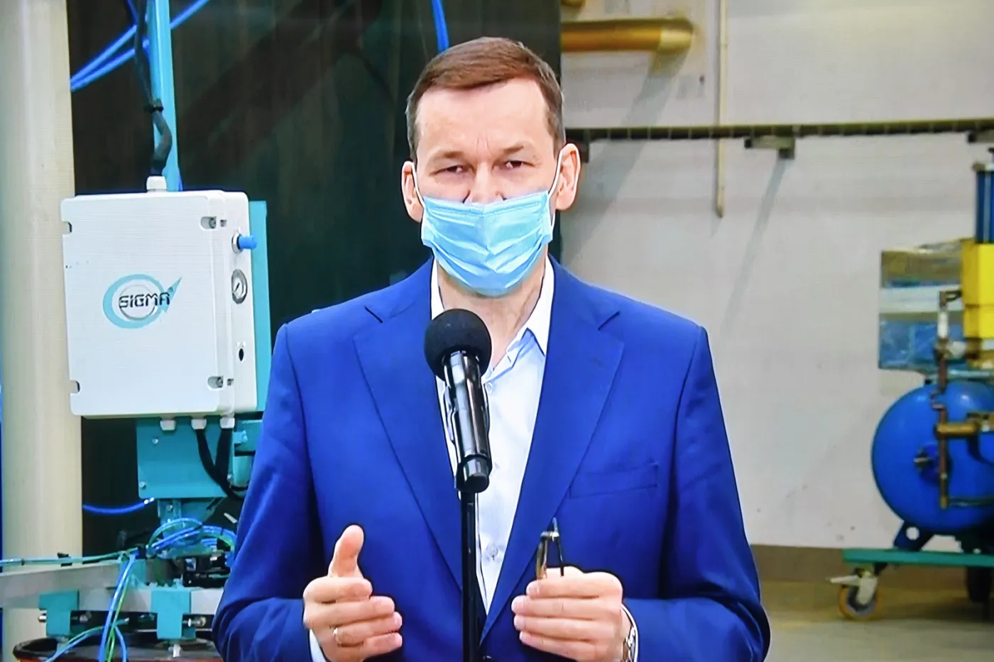 Trzecia fala koronawirusa groźna dla gospodarki? Morawiecki obiecuje kolejne miliardy wsparcia