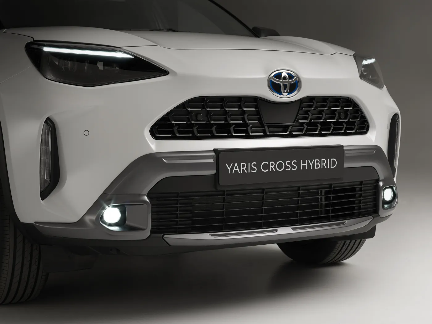 Toyota Yaris Cross Adventure ujawniona. Oto nowy SUV tańszy niż C-HR