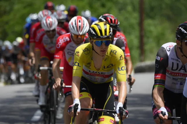 Dzień przerwy w TdF. Pogacar z największą przewagą od 20 lat