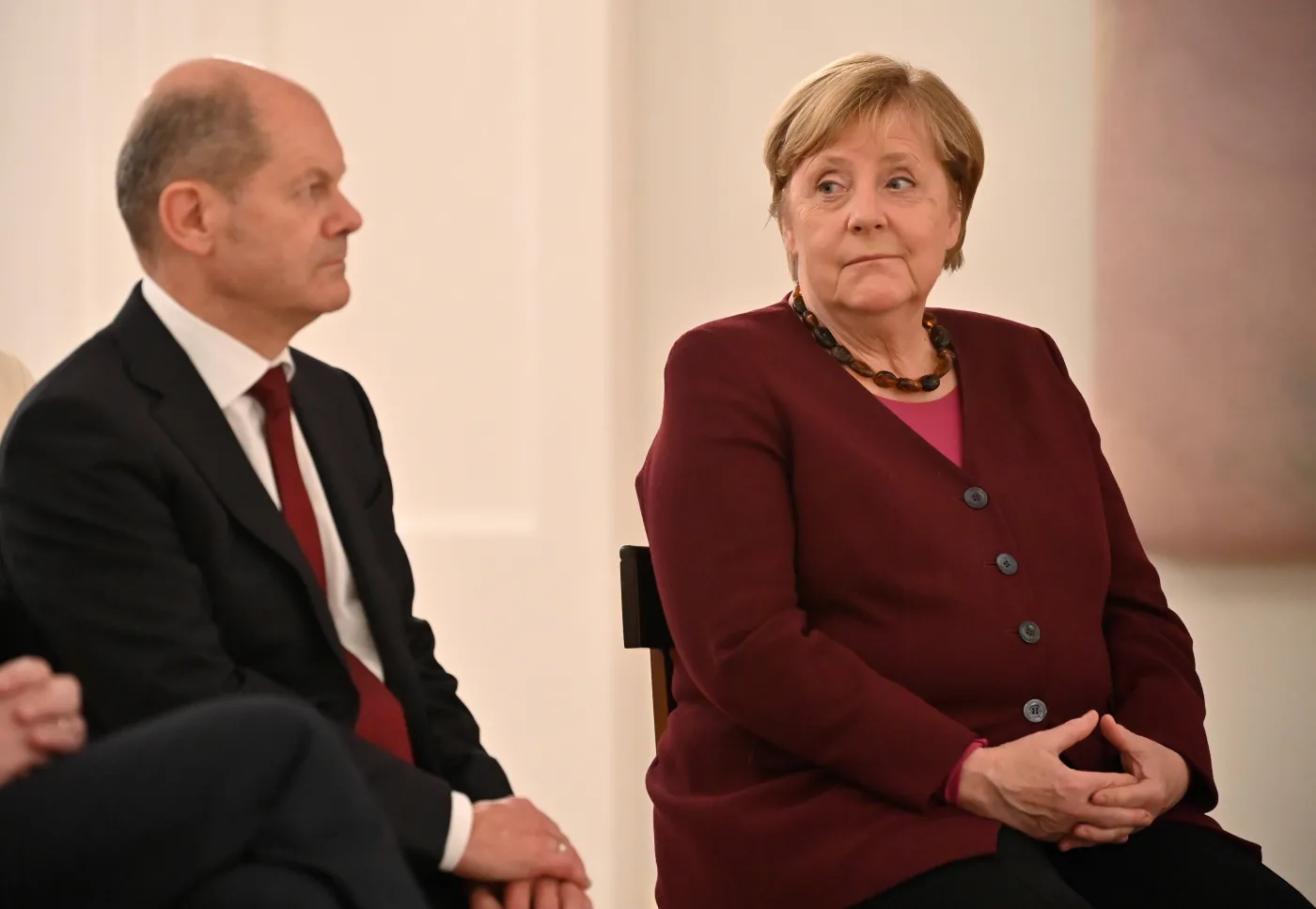 Z jednej strony Odry mamy ciągłość państwa, z drugiej permanentną rewolucję [OPINIA]