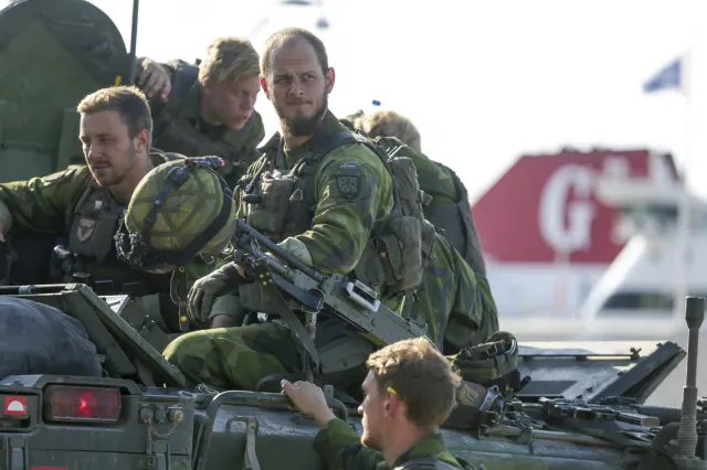 Szwecja wstępuje do NATO. Gotlandia szykuje się na atak Rosji