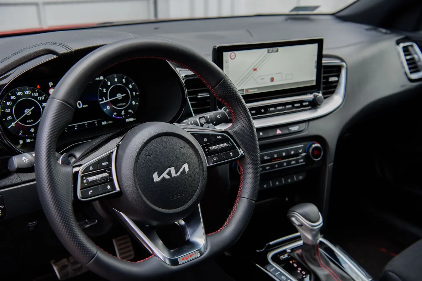 Kia ProCeed GT z silnikiem 1.6 T-GDI (204 KM) i dwusprzęgłową skrzynią 7DCT