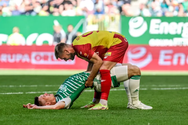 Pech Michała Nalepy. Korona zdobyła trzy punkty po samobóju [WIDEO]