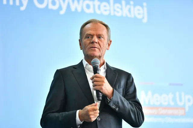 Tusk o Gowinie: Będzie jednak raczej rozliczany, a nie będzie rozliczał
