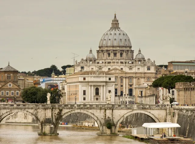 Watykan udostępnia archiwa. Chodzi o pomoc Żydom podczas II wojny światowej