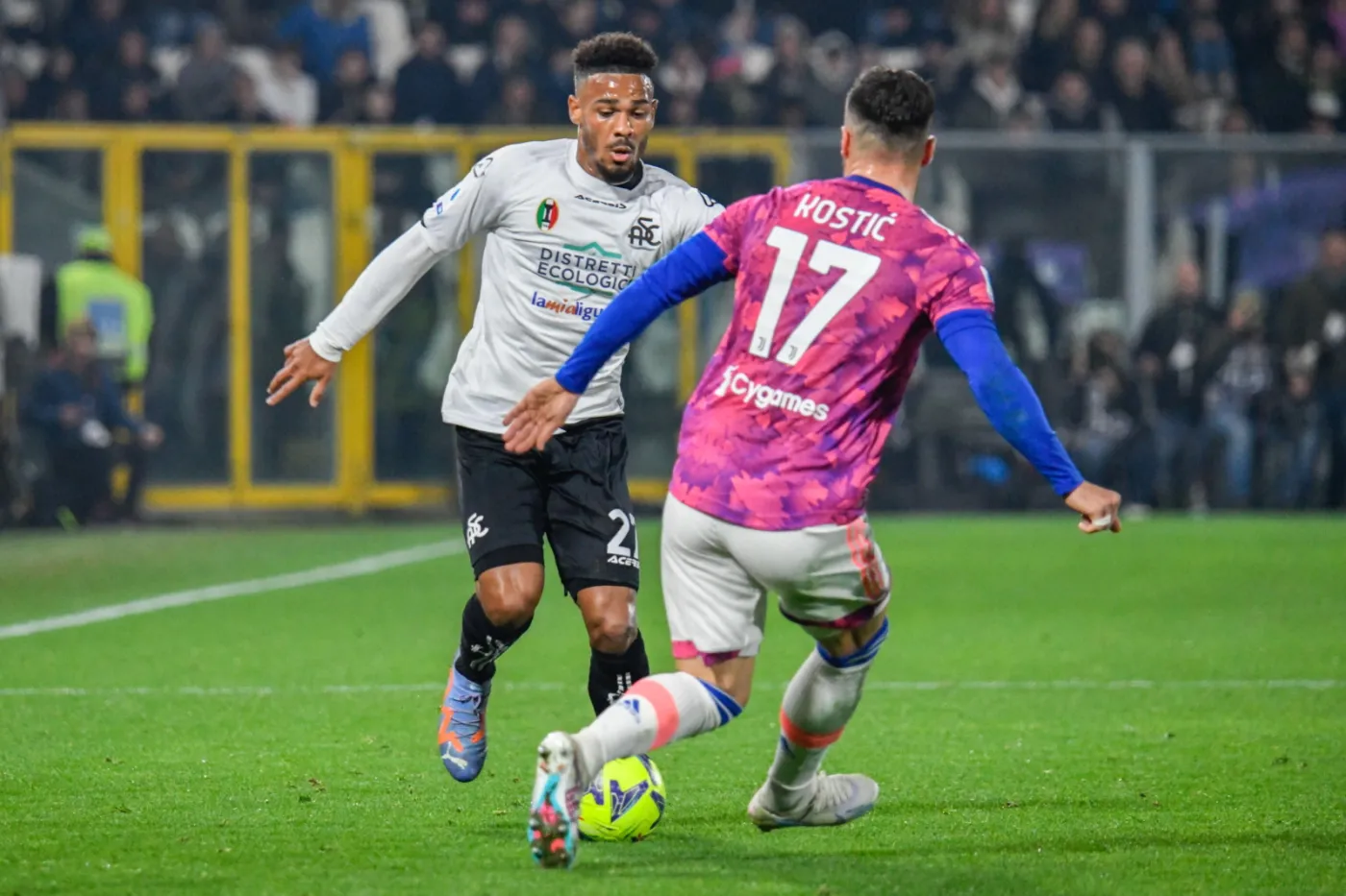 Liga włoska. Wygrana Juventusu z "polską" Spezią, kontuzja Drągowskiego