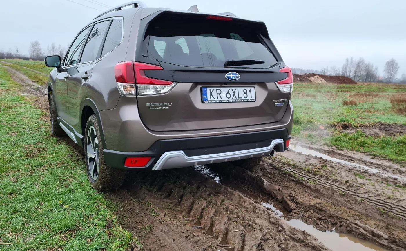 Subaru Forester 2.0i-L e-BOXER
