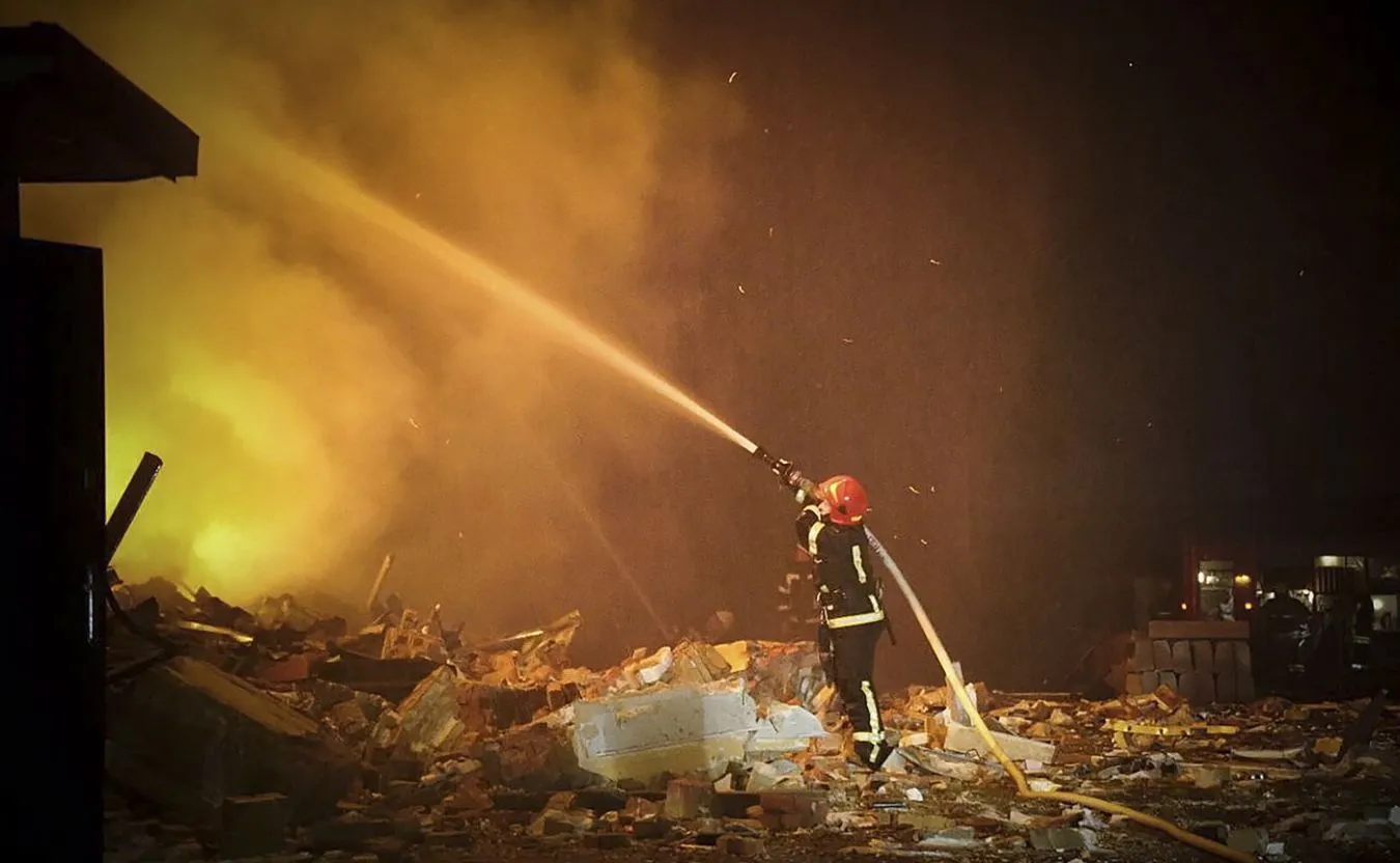372. dzień. Rosyjskie pociski uderzyły w blok mieszkalny w Zaporożu. Są ofiary [RELACJA NA ŻYWO]