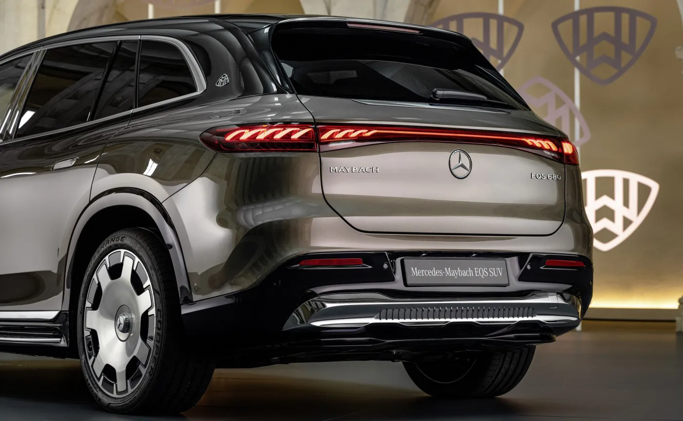 Mercedes-Maybach EQS 680 SUV