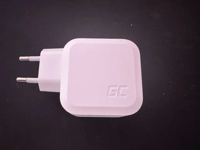 Jedna, by wszystkie naładować. Green Cell GaN 65W nie boi się ekosystemu Apple [RECENZJA]