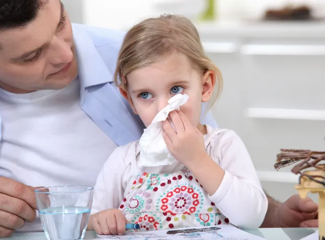 Autyzm przez częste infekcje uszu, gardła i nosa? Naukowcy mówią: to możliwe!