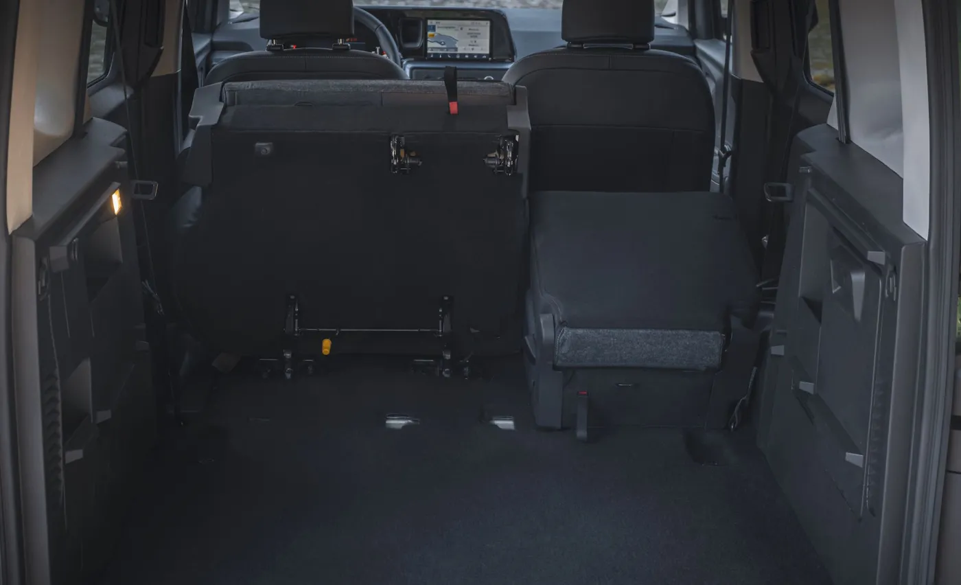 Ford E-Tourneo Courier Active