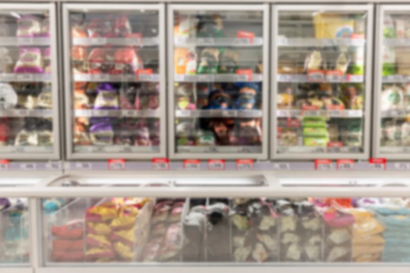 mrożona żywność w supermarkecie