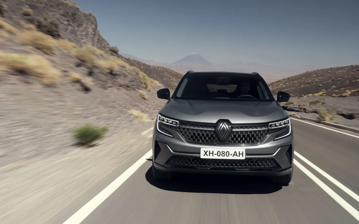 Renault Austral, czyli do trzech razy sztuka. Francuski SUV kusi stylem, ceną i wyposażeniem