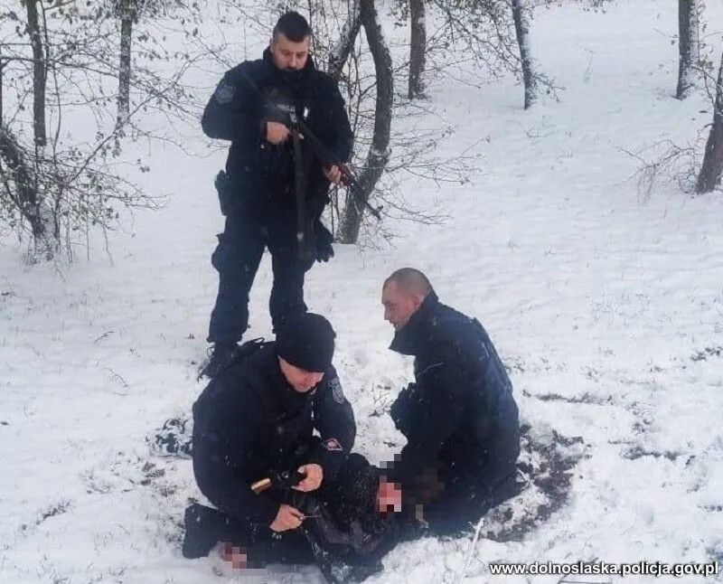 Wrocław. Prokurator skierował do sądu wniosek o aresztowanie Maksymiliana F. Mężczyzna postrzelił dwóch policjantów