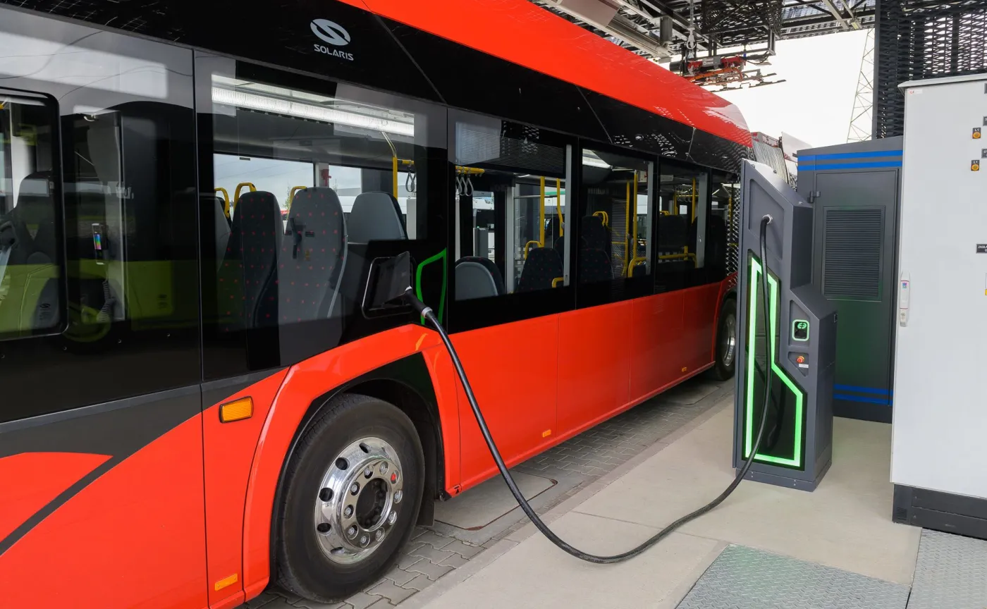 Polskim autobusom Solaris zabrakło prądu w Oslo. Powód jest inny niż myślisz