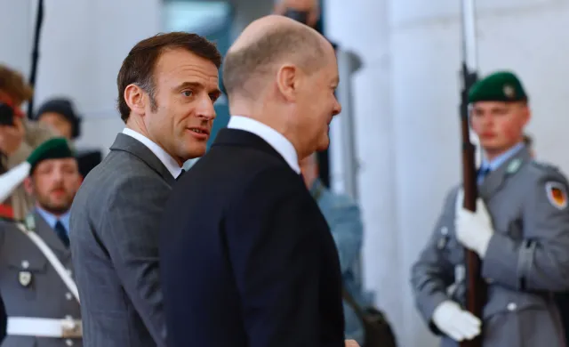 Niemcy w kleszczach? Nagła wolta Francji "zmienia układ sił" w Europie