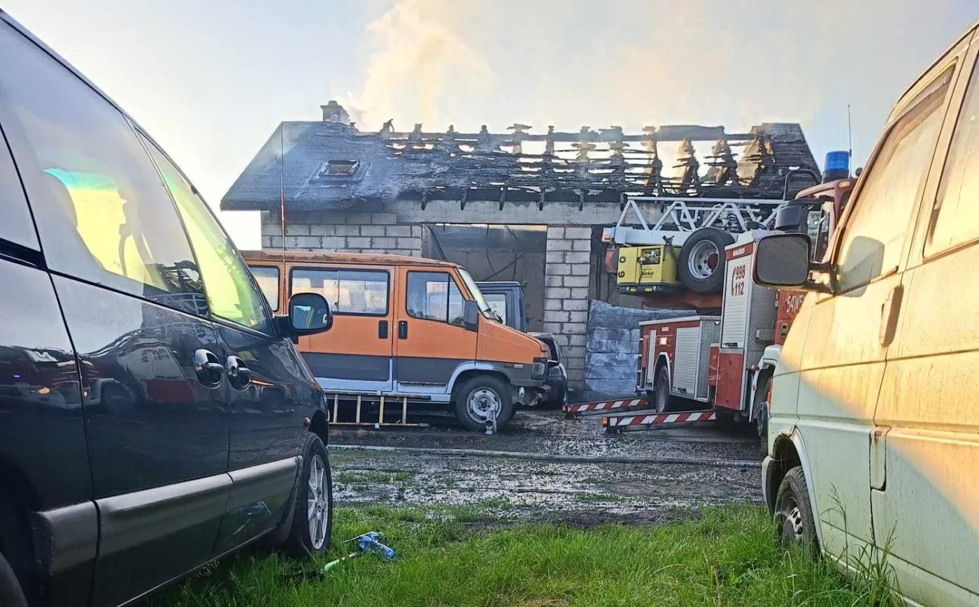 Nocny pożar w okolicach Tczewa. Zginęła kobieta i 6-letnie dziecko