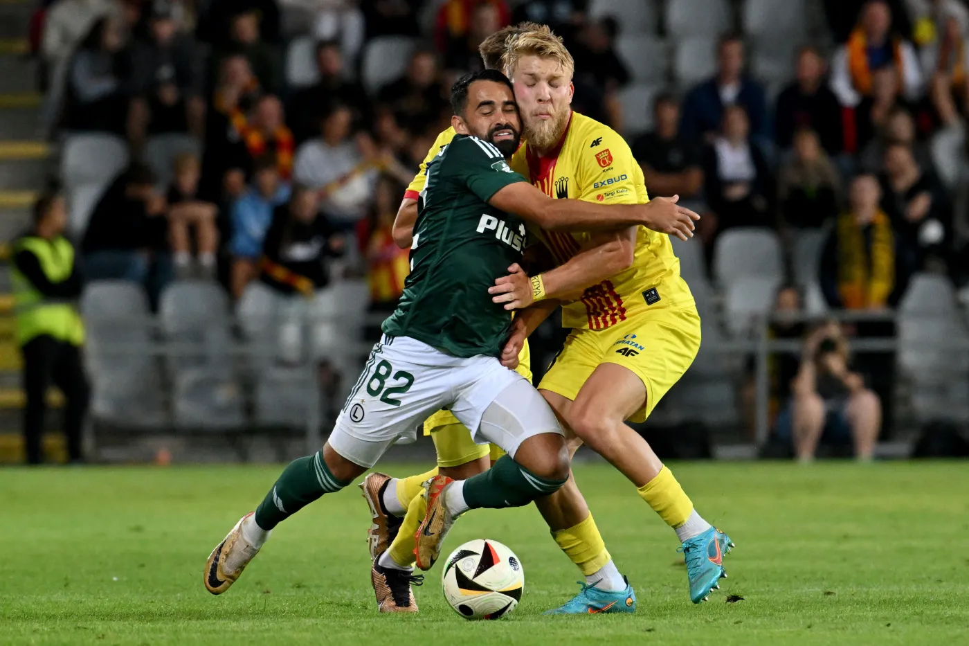 Ekstraklasa. Magiczny gol Luquinhasa zapewnił Legii trzy punkty w Kielcach