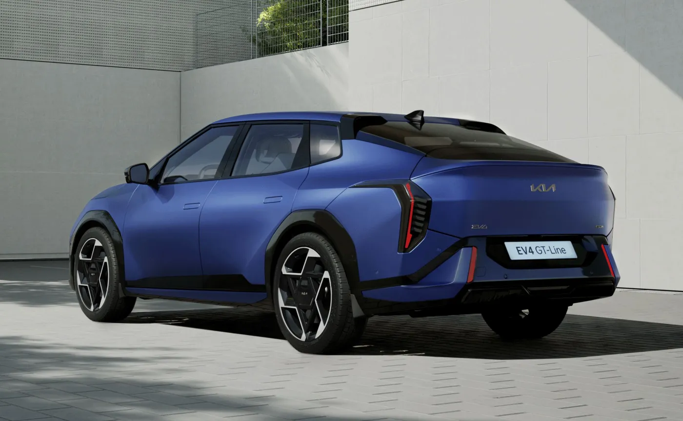 Nowa Kia EV4 GT-Line sedan