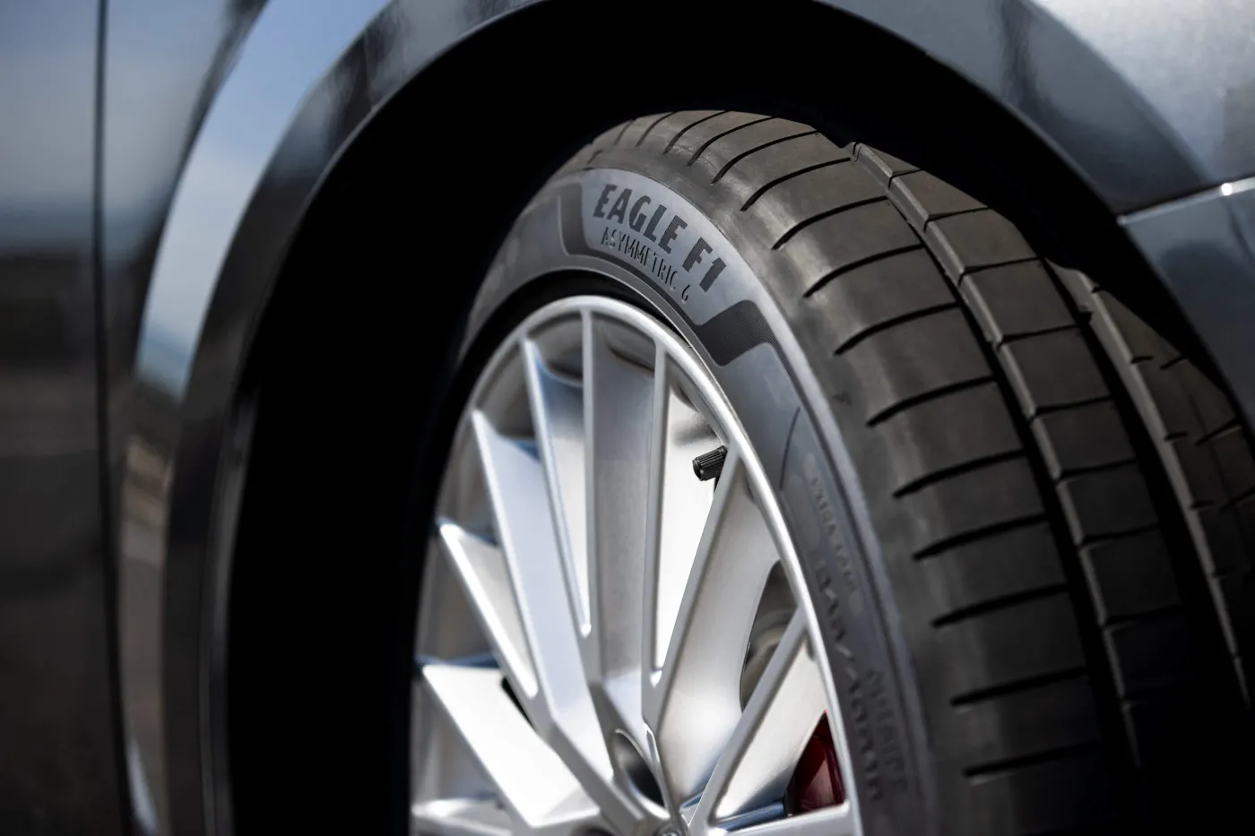Goodyear Eagle F1 Asymmetric
