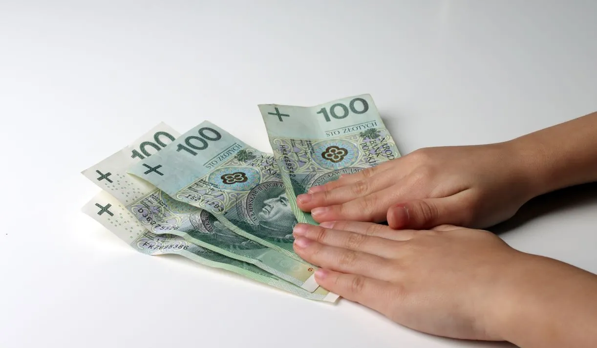 13 tys. zł dla jednych, 4 tys. dla innych. GUS bije na alarm