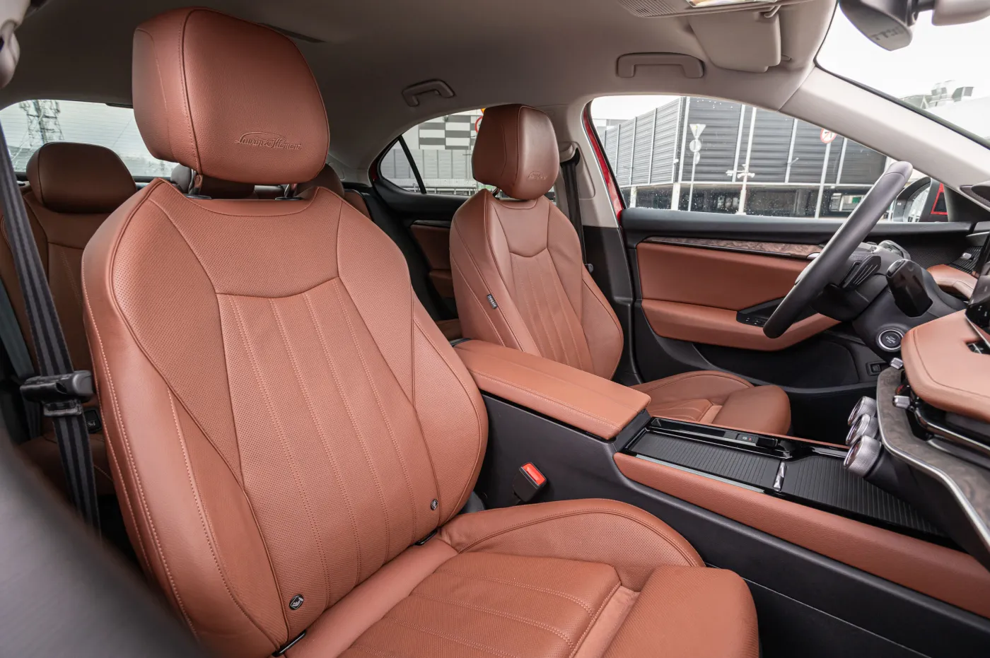 Skoda Superb Liftback w wersji Laurin 