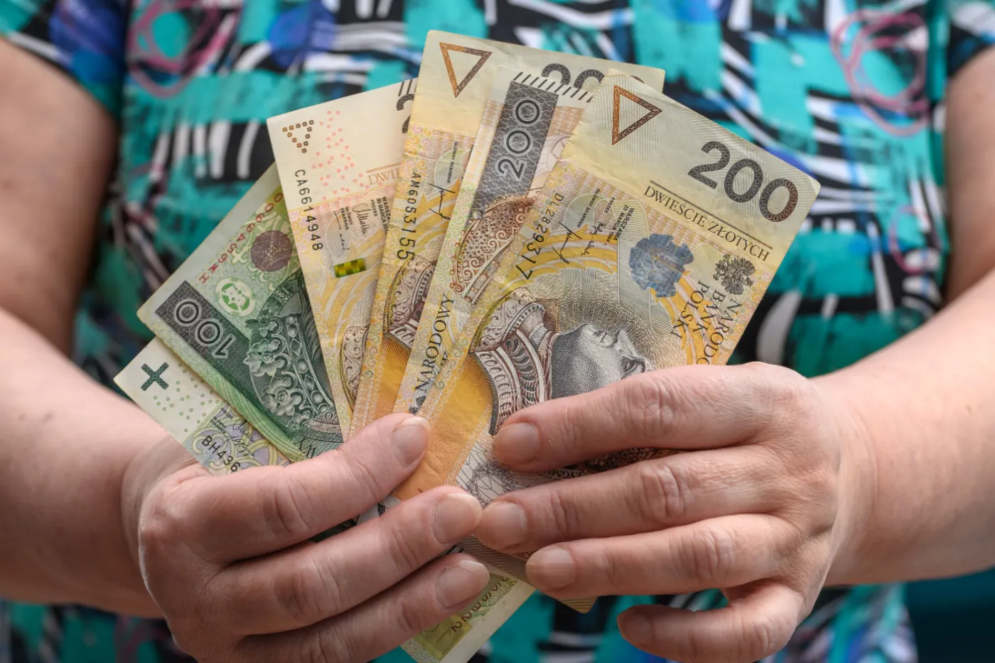 Wypłata renty wdowiej już od 1 lipca 2025. Jak, gdzie i do kiedy złożyć wniosek? Oto zalecenia ZUS
