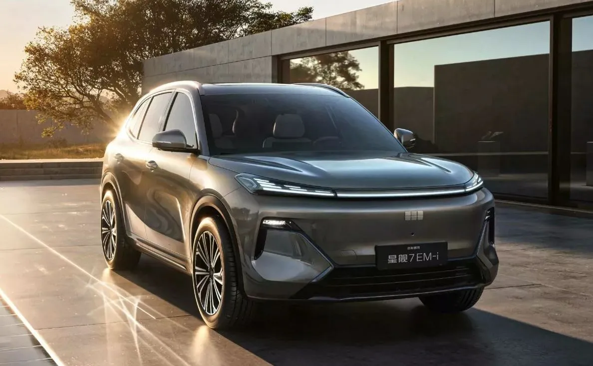 Geely Starship 7 EM-i PHEV