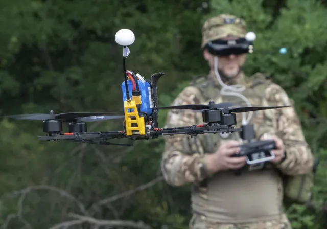 Ukraina zaatakowała rosyjskie miasta. Dron zabił kierowcę busa i ranił pasażerów