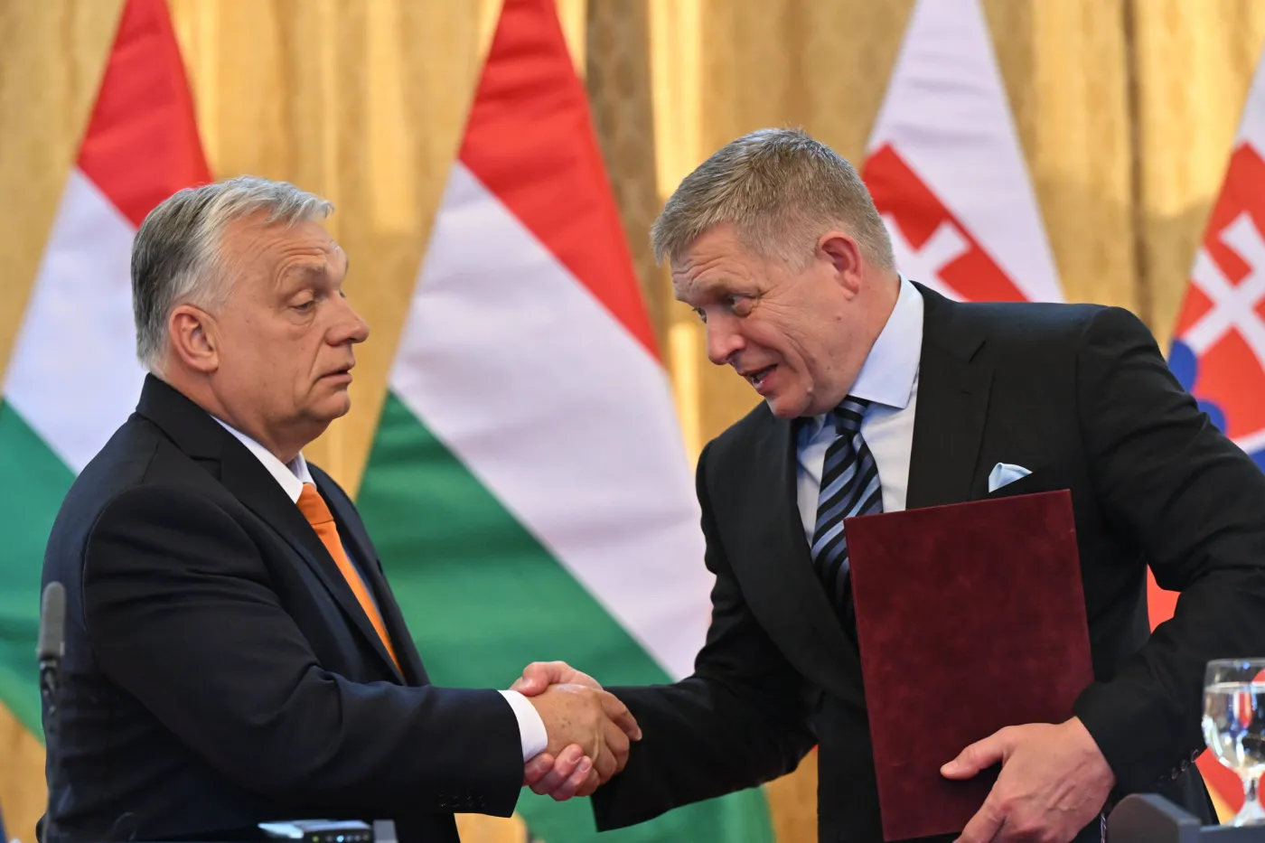 Niemcy zwracają uwagę: Konflikt z Ukrainą jest Orbanowi i Ficy na rękę