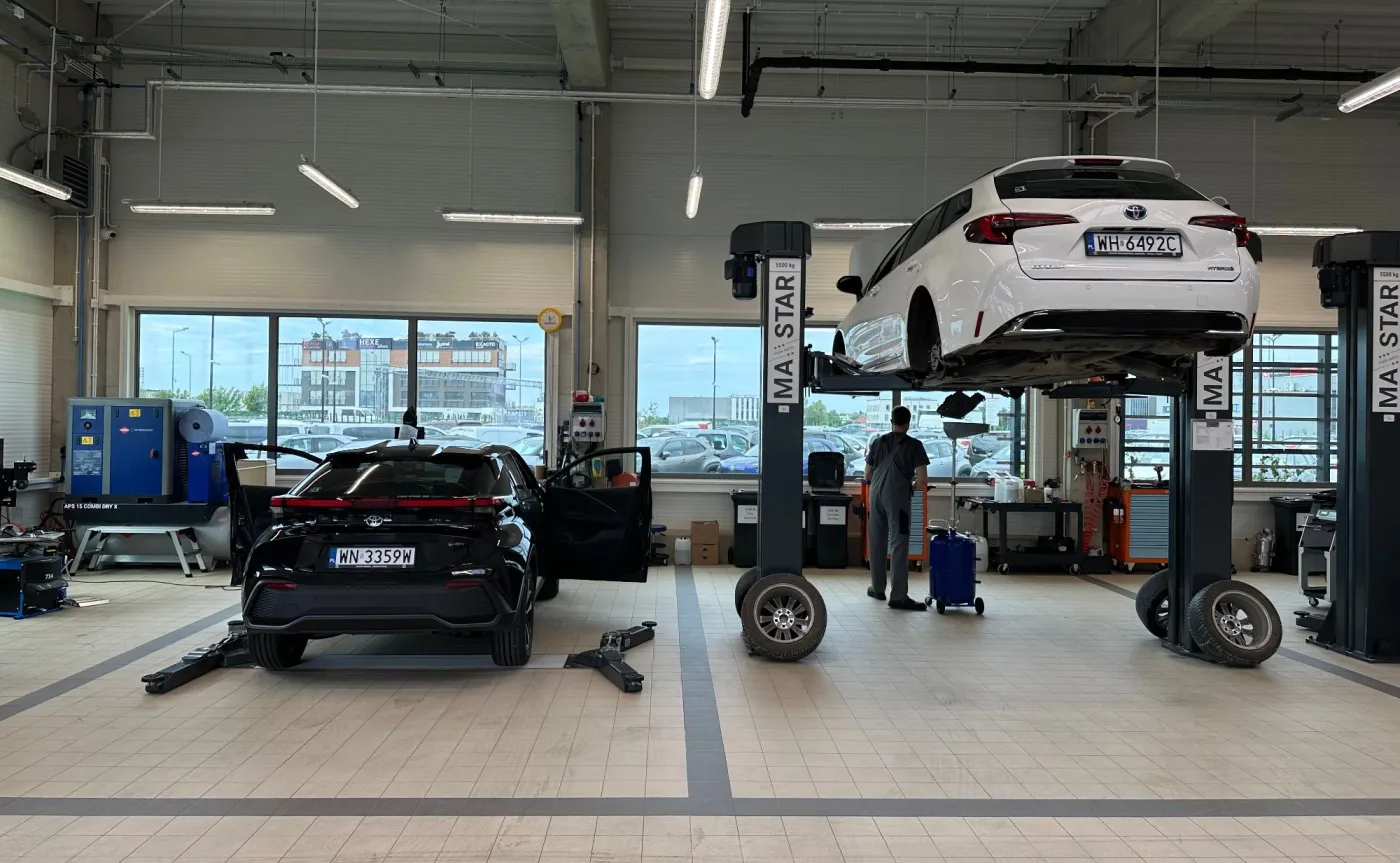 Toyota samochody używane