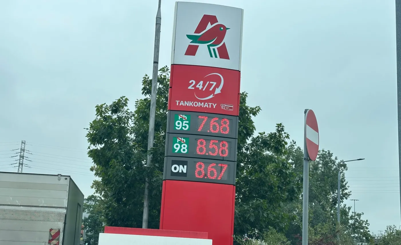 Ceny na stacji paliw Auchan