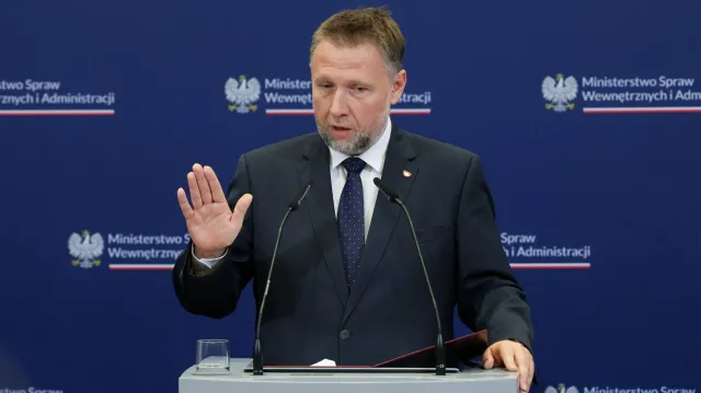 Pilny komunikat szefa MSWiA ws. ataków w szkołach. "Nie potwierdzają się informacje.."