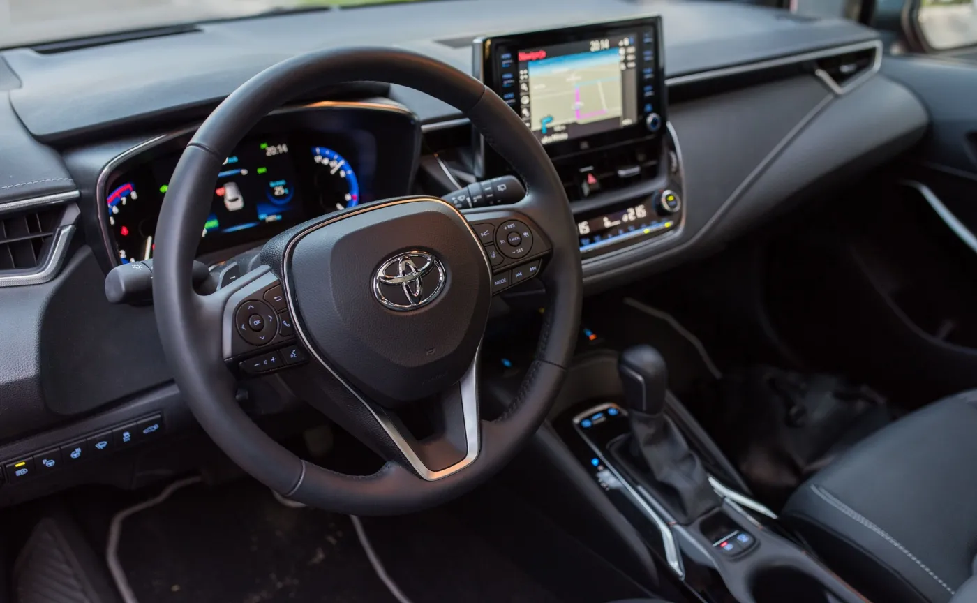 Toyota Corolla TS Kombi 2.0 Hybrid e-CVT Executive 