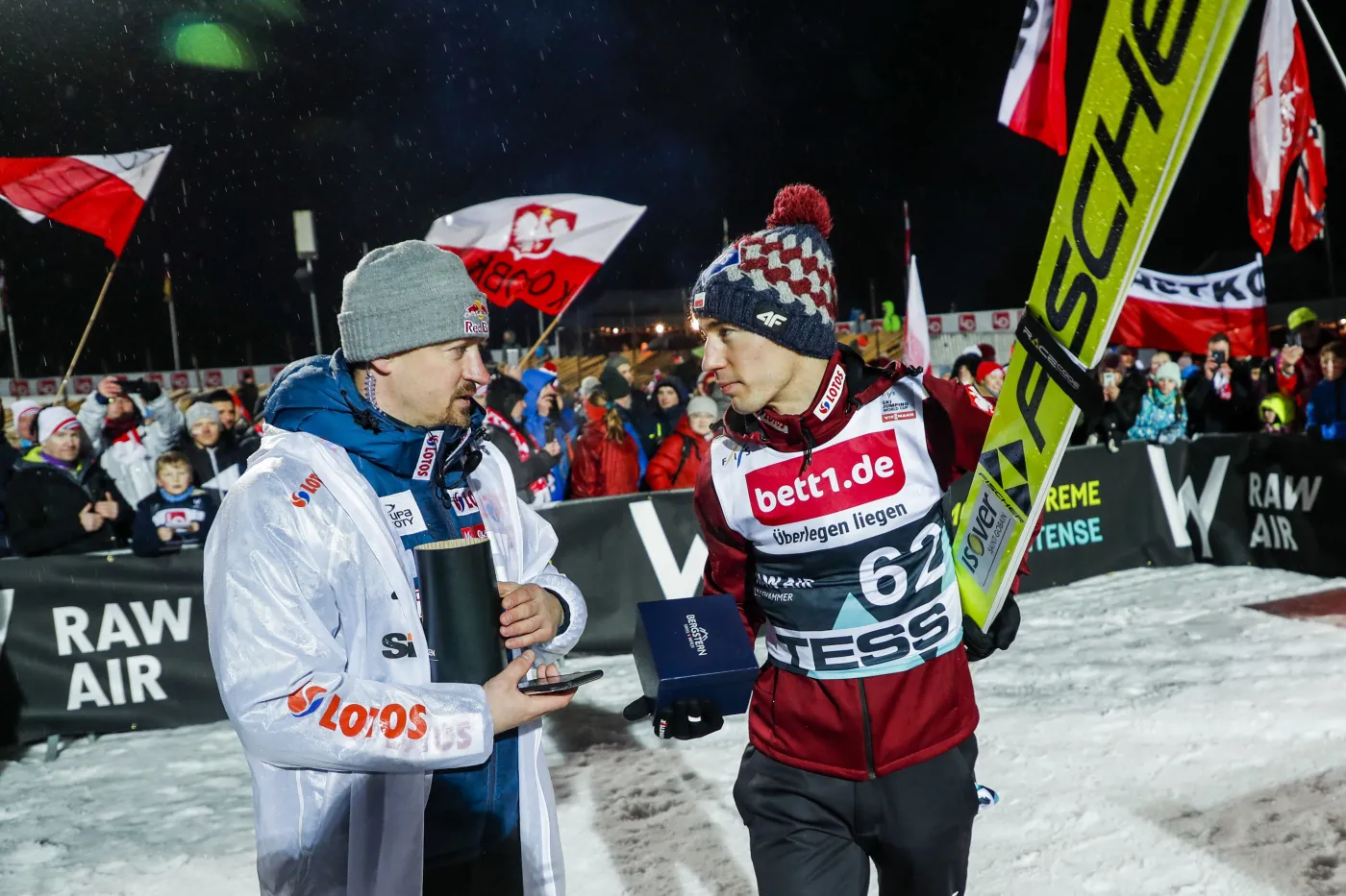 PŚ w skokach: Stoch liderem na półmetku drogi po 60 tysięcy euro