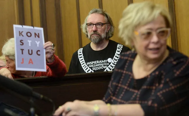Gersdorf kontra Piotrowicz. Ruszył proces o "sędziów, którzy są złodziejami"