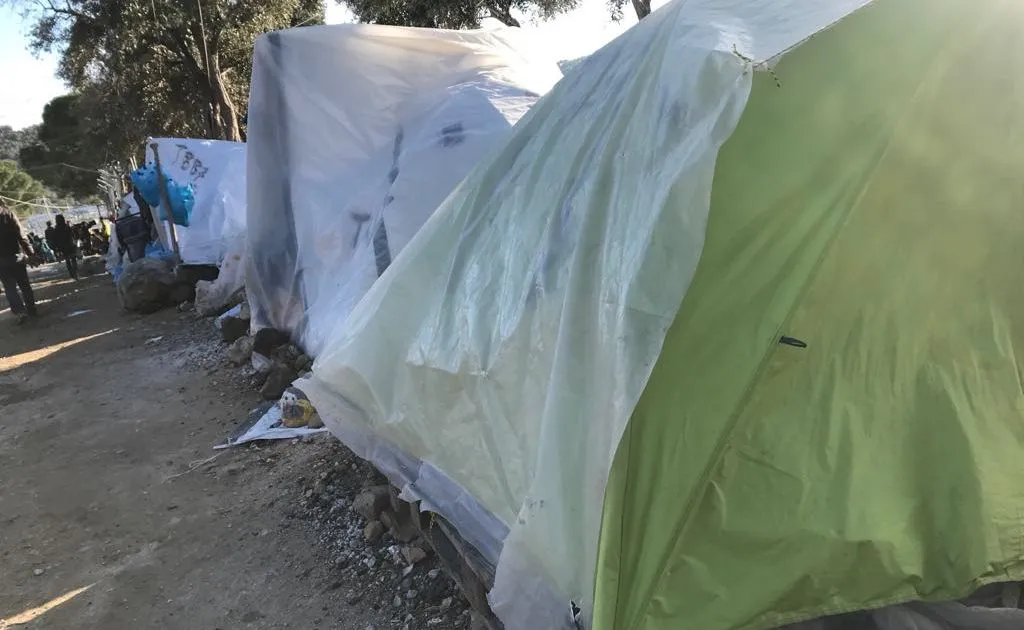 12814353-oboz-moria-na-wyspie-lesbos.jpg