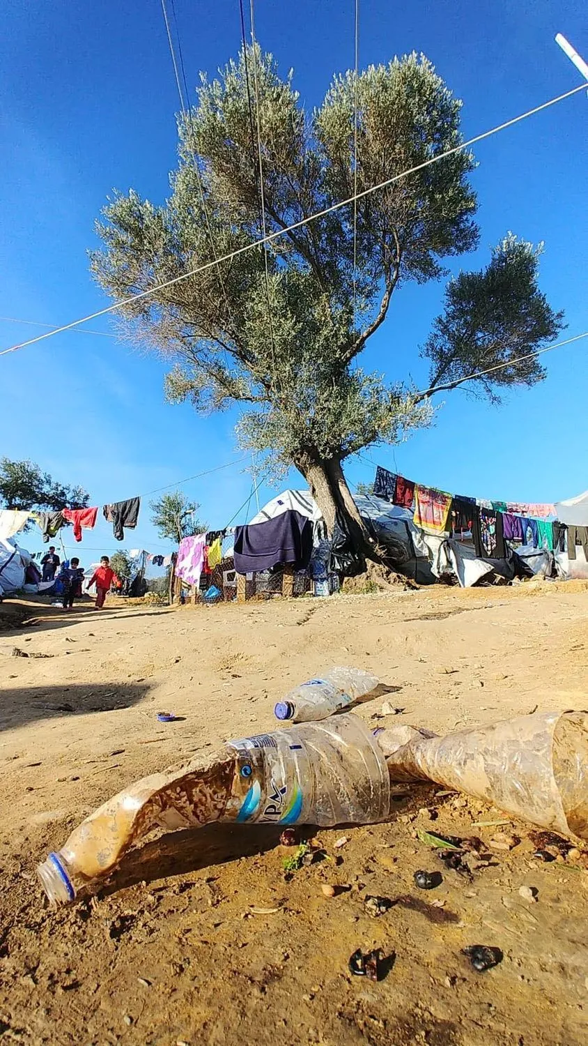 12814504-oboz-moria-na-wyspie-lesbos.jpg