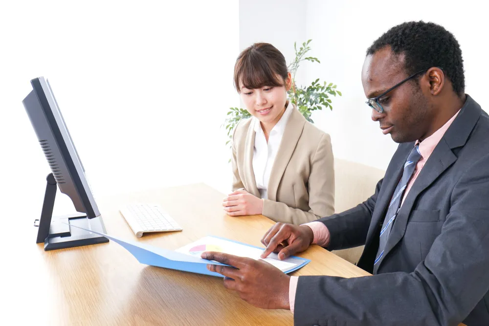 Badanie: Na początku pandemii liczba ofert pracy spadła. Od czerwca ogłoszeń stale przybywa