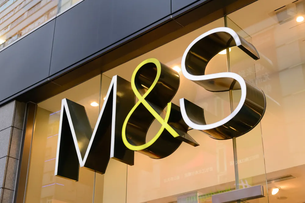 Epidemia koronawirusa zmieniła tradycyjny handel. Brytyjski Marks & Spencer zwolni 9 proc. swojej załogi