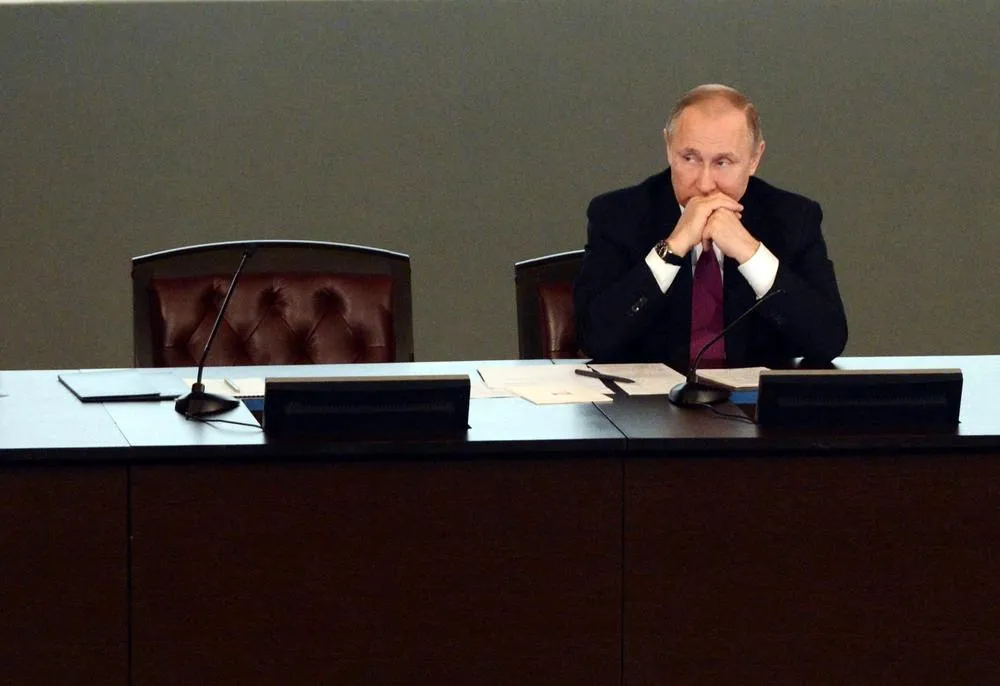 Kolejni lokalni deputowani z Rosji domagają się ustąpienia Putina