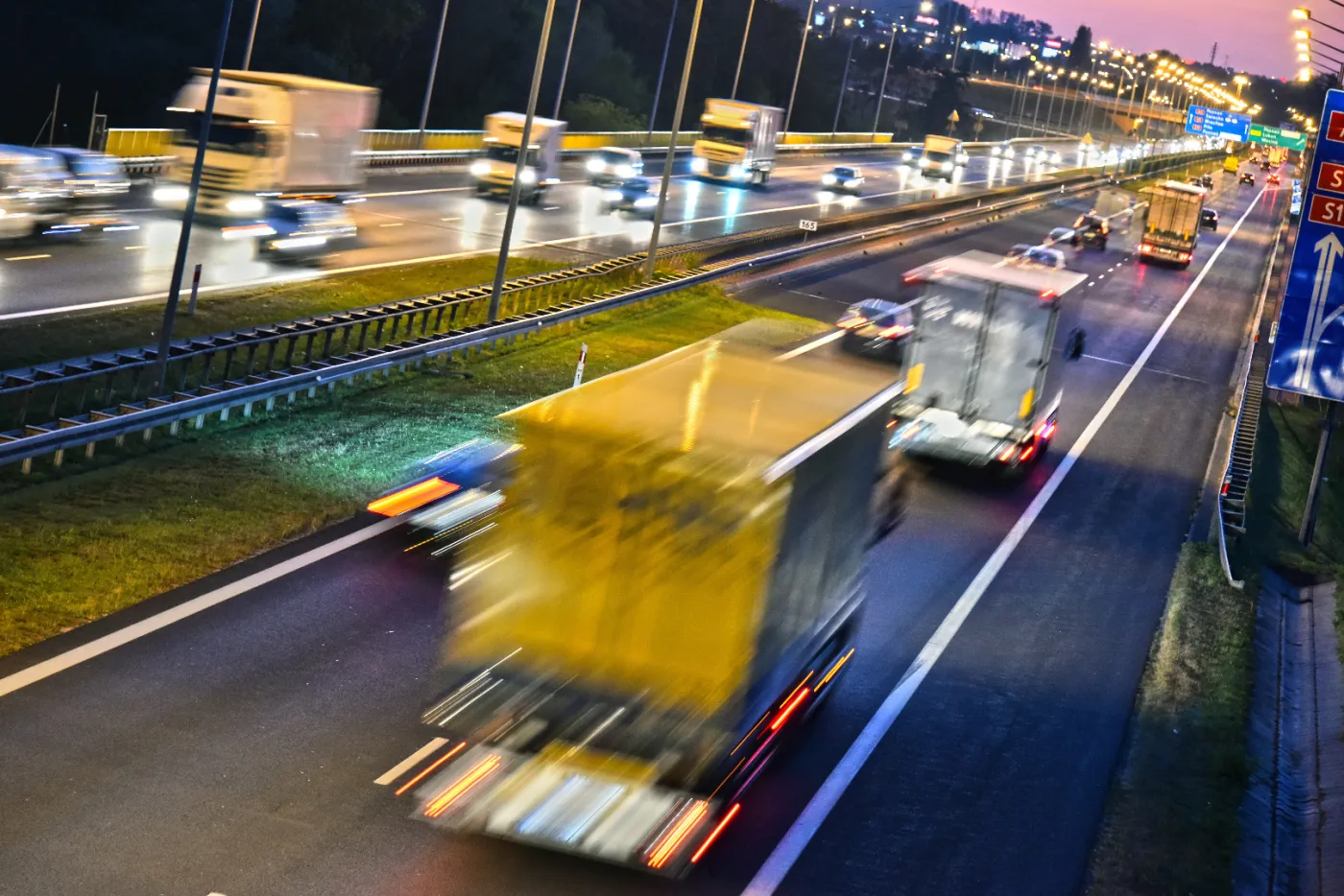 Autoholizm po polsku. Nawet infrastruktura budowana jest z myślą o kierowcach