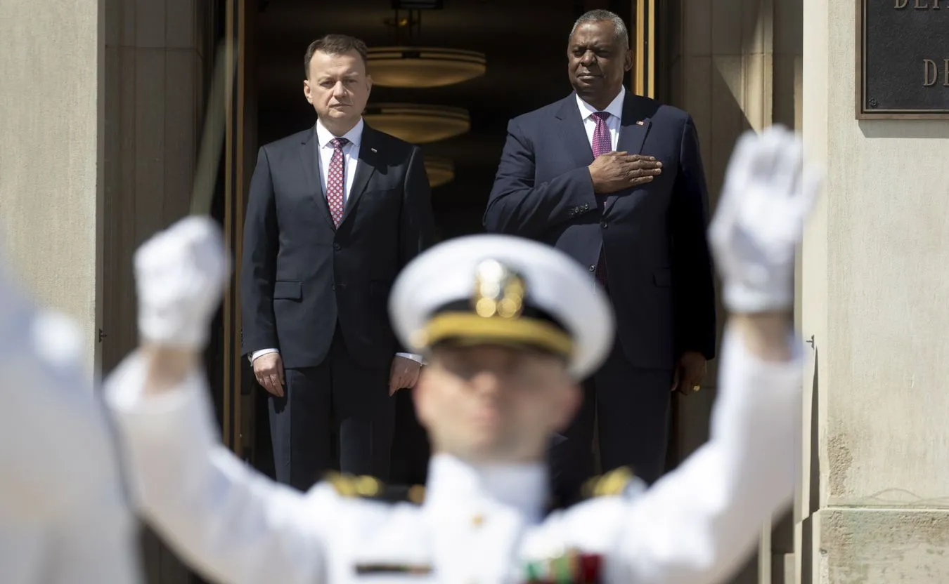 Lloyd Austin i Mariusz Błaszczak