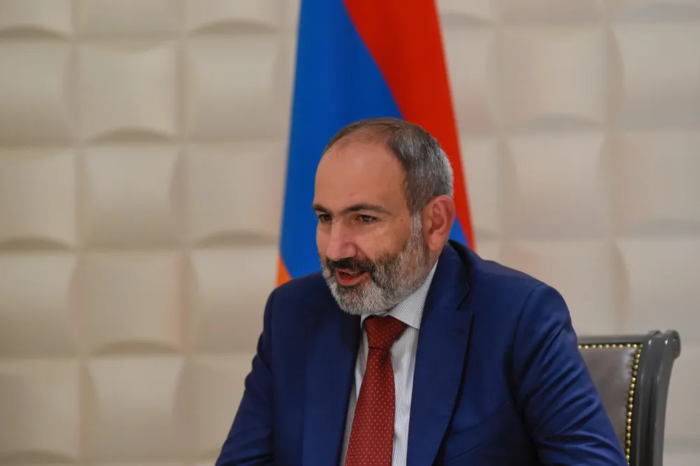 Premier Armenii podał się do dymisji przed wyborami parlamentarnymi 20 czerwca